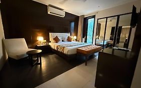 Hotel Grand Arcasia Saket- Near Pvr Anupam